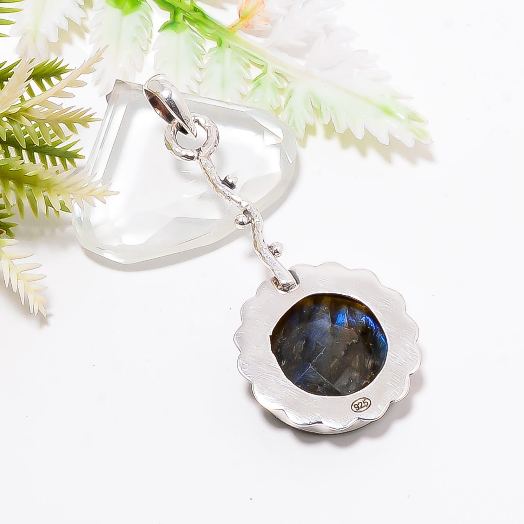 Labradorite - Madagascar 925 Solid Sterling Silver Pendant