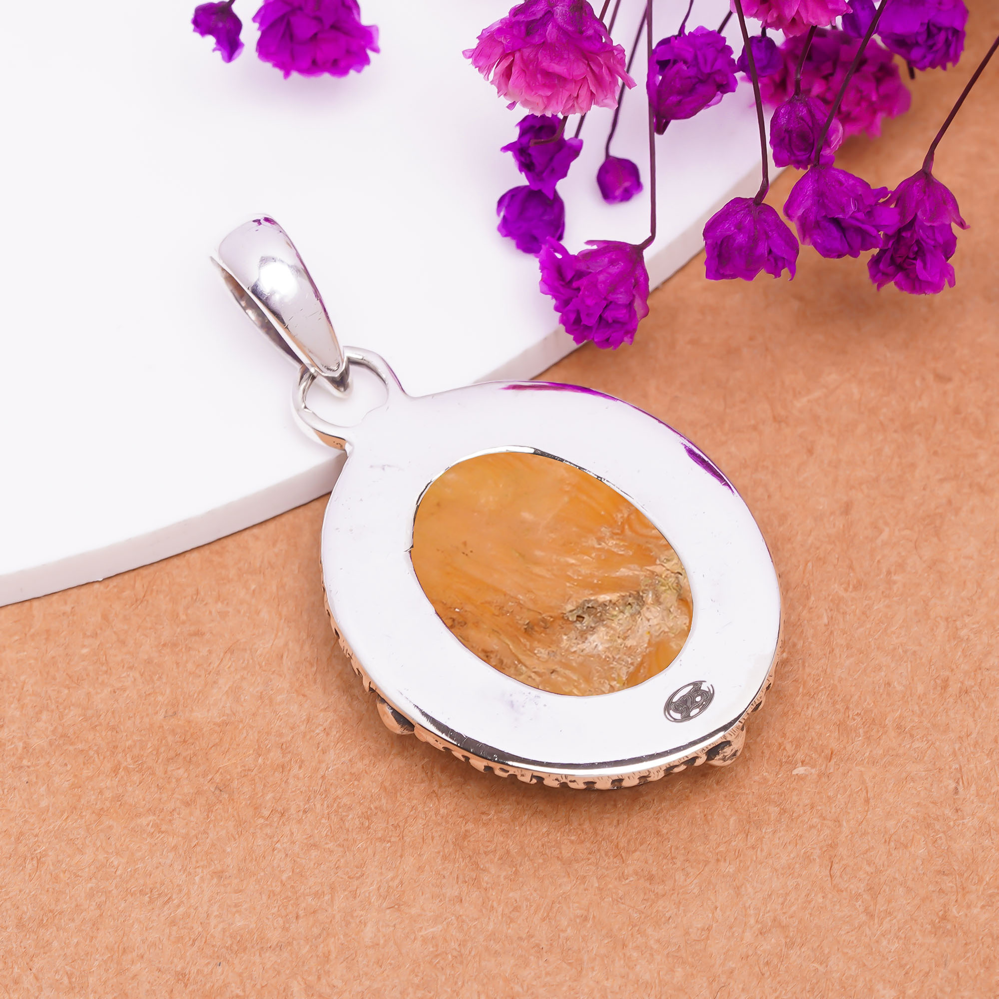 Mother Of Pearl - Australia 925 Solid Sterling Silver Pendant