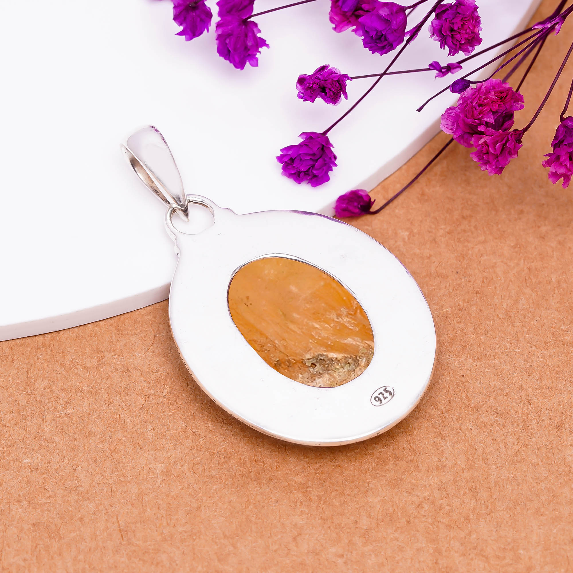Mother Of Pearl - Australia 925 Solid Sterling Silver Pendant