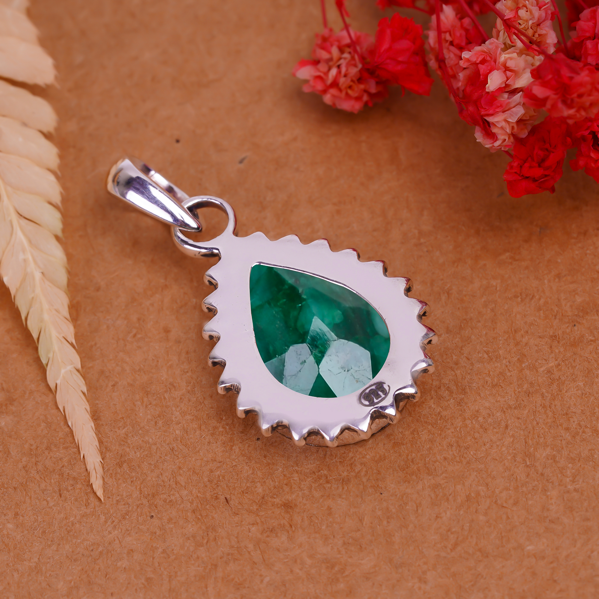 Emerlad - Dyed Quartz 925 Solid Sterling Silver Pendant