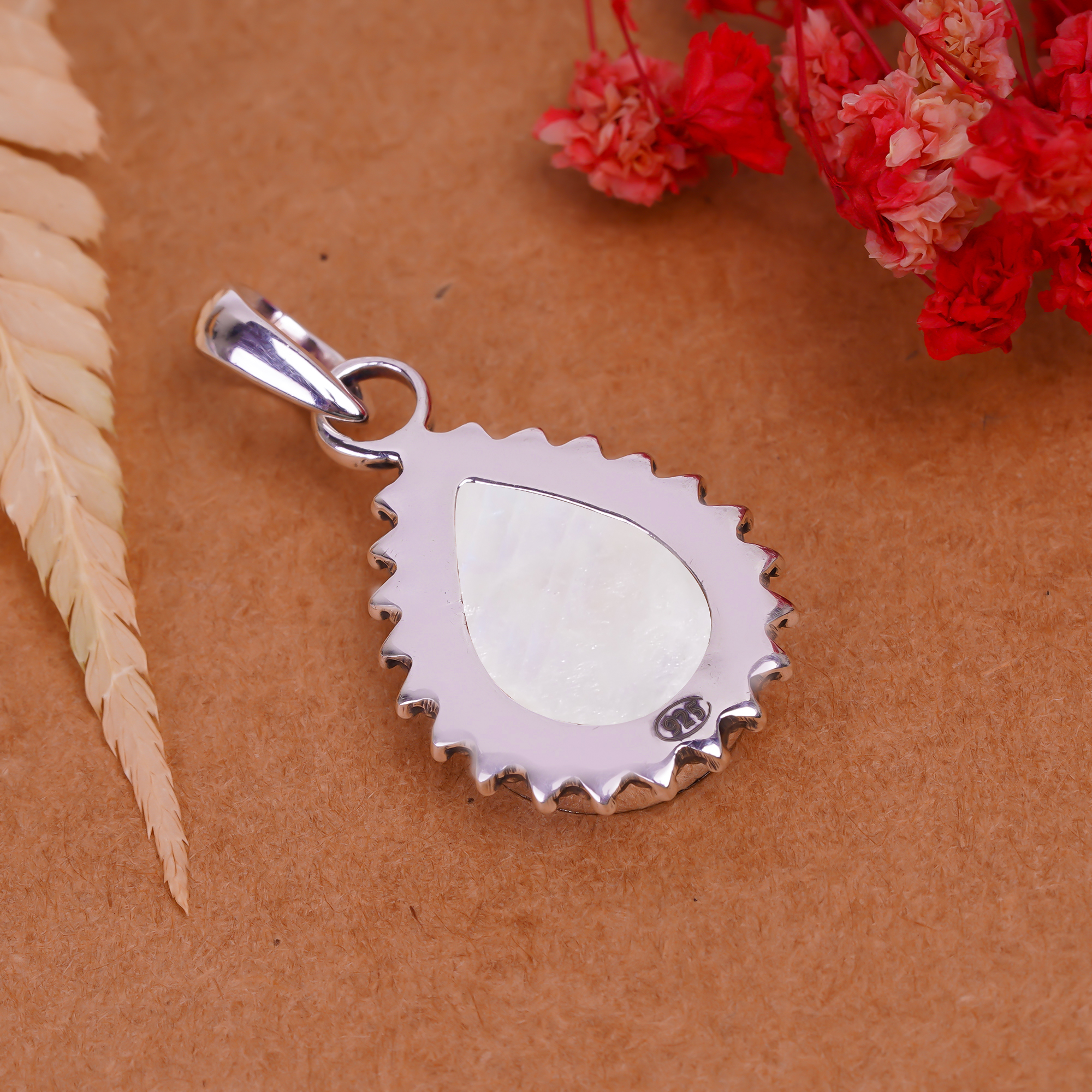 Rainbow Moonstone - India 925 Solid Sterling Silver Pendant