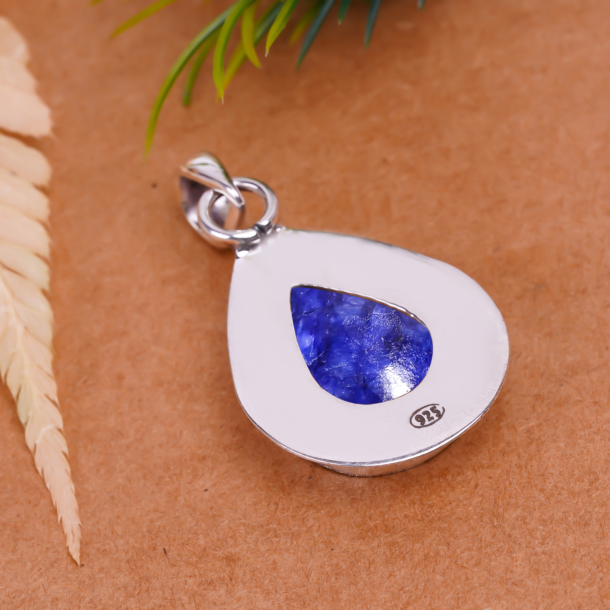 Blue Sapphire - Dyed Quartz 925 Solid Sterling Silver Pendant