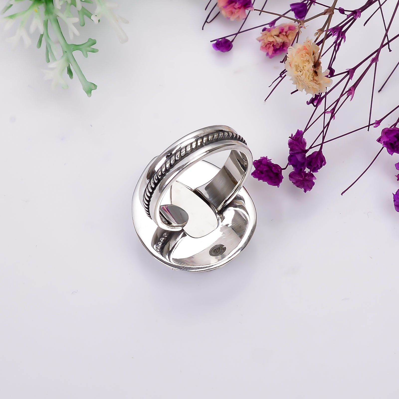 Natural White Howlite - United States 925 Sterling Silver Ring