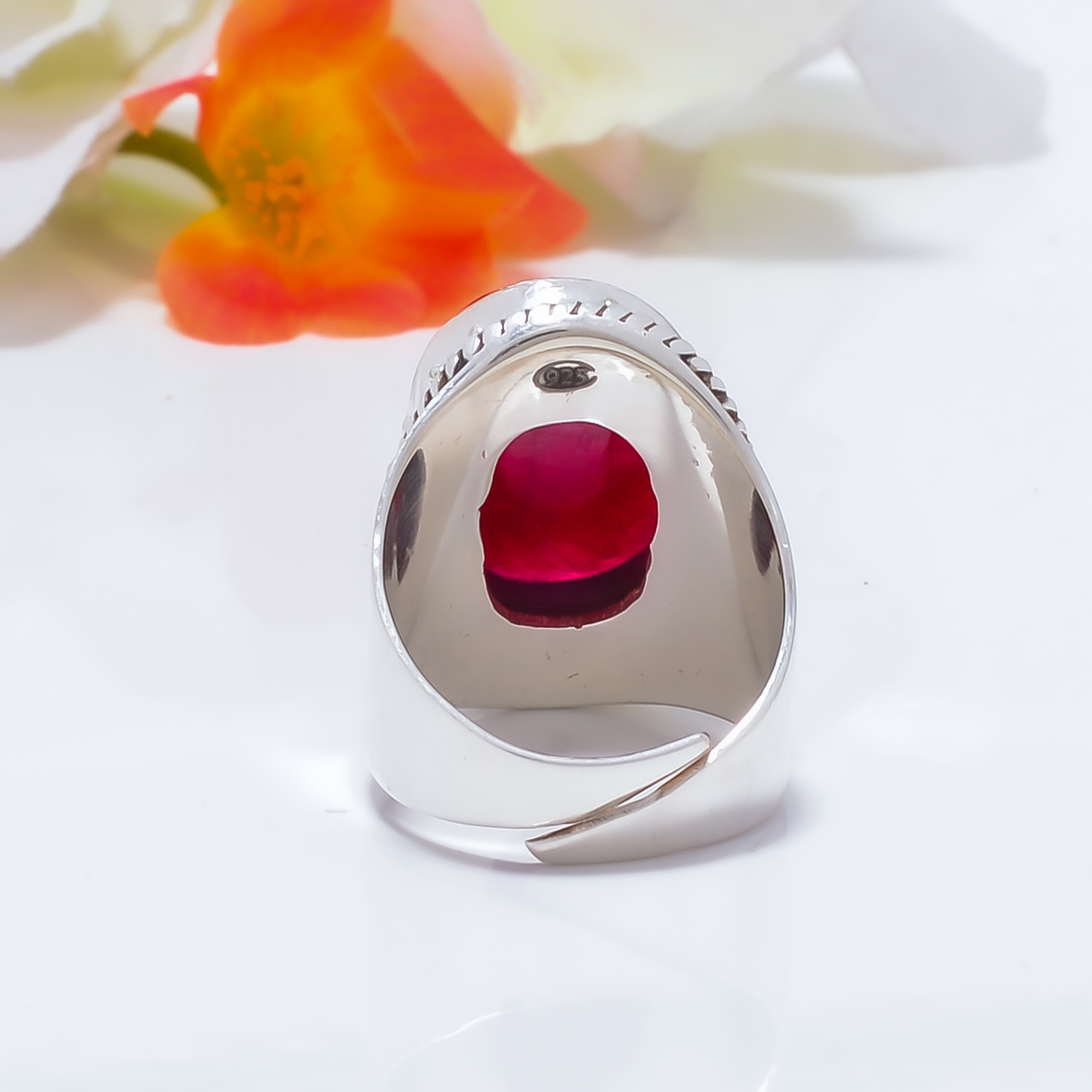 Ruby - Dyed Quartz Gemstone 925 Sterling Silver Ring