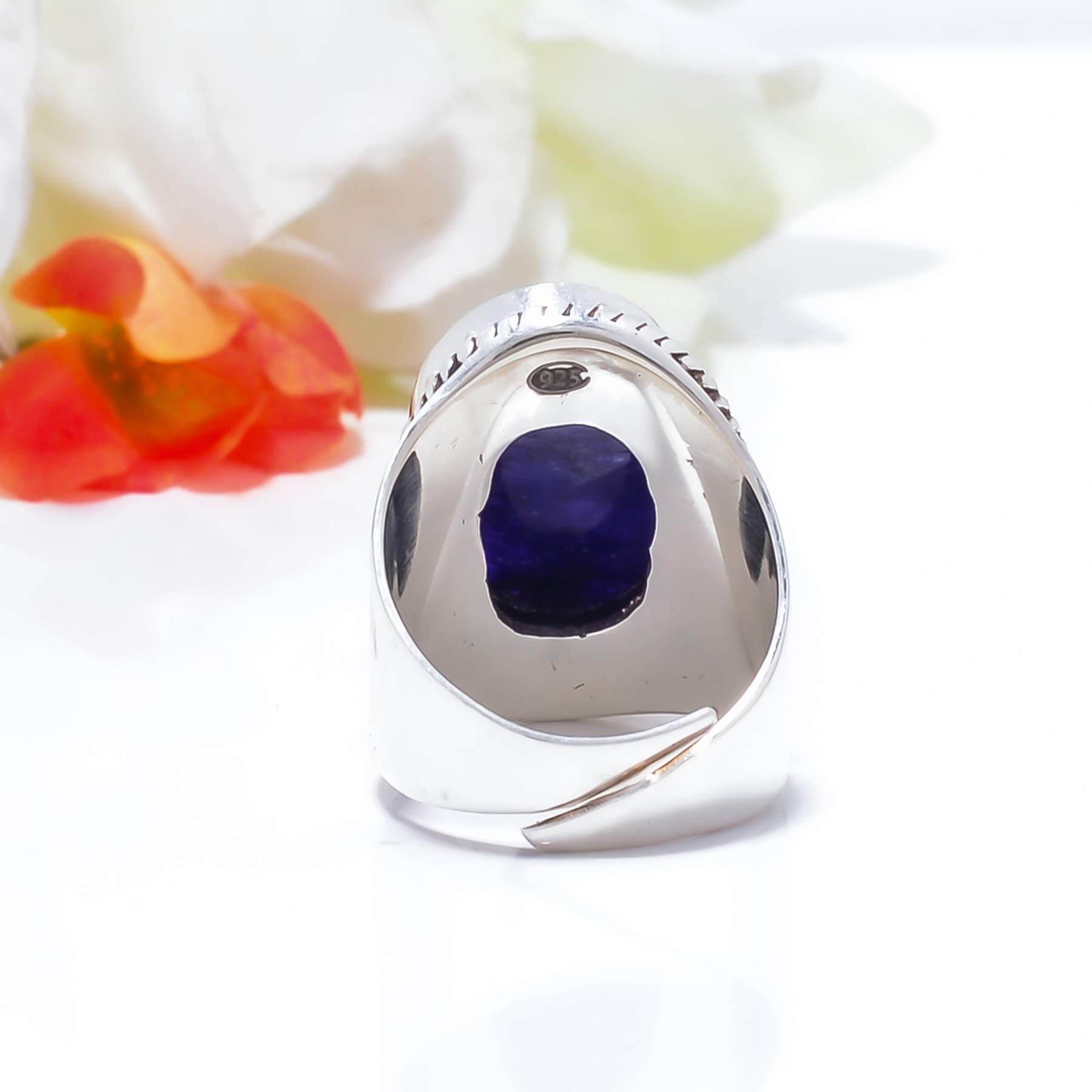 Blue Sapphire - Dyed Quartz Gemstone 925 Sterling Silver Ring