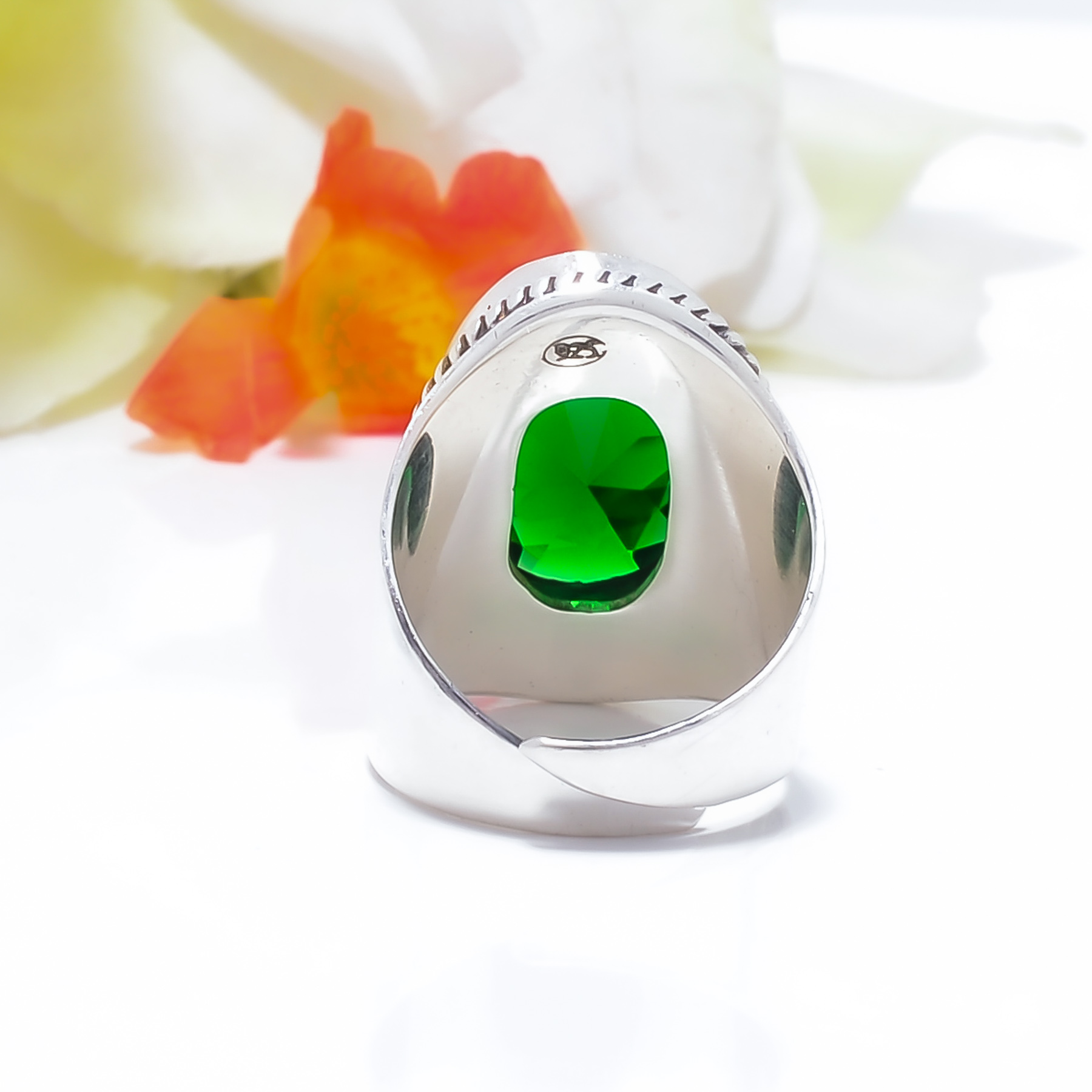 Chrome Diopside - Simulated Gemstone 925 Sterling Silver Ring
