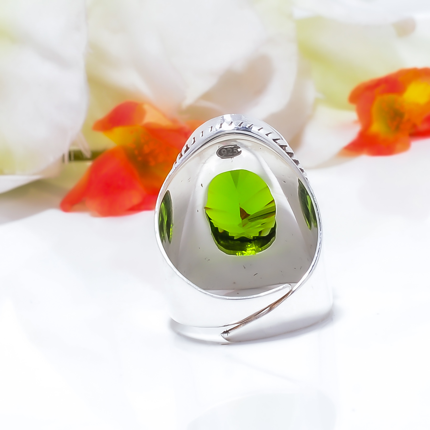 Peridot - Simulated Gemstone 925 Sterling Silver Ring