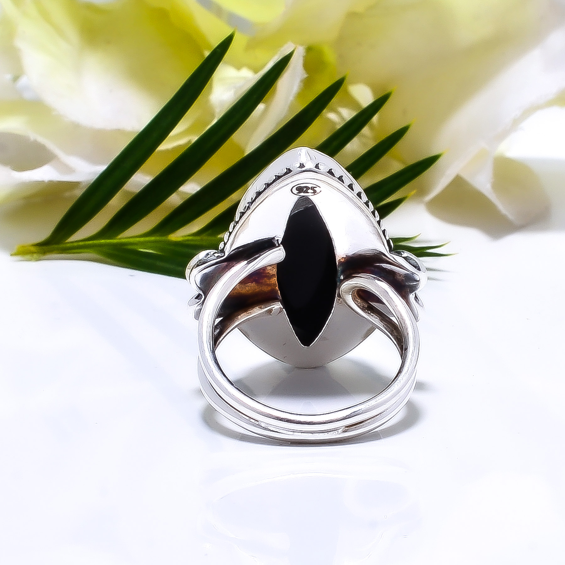 Black Onyx - Brazil Gemstone 925 Sterling Silver Ring