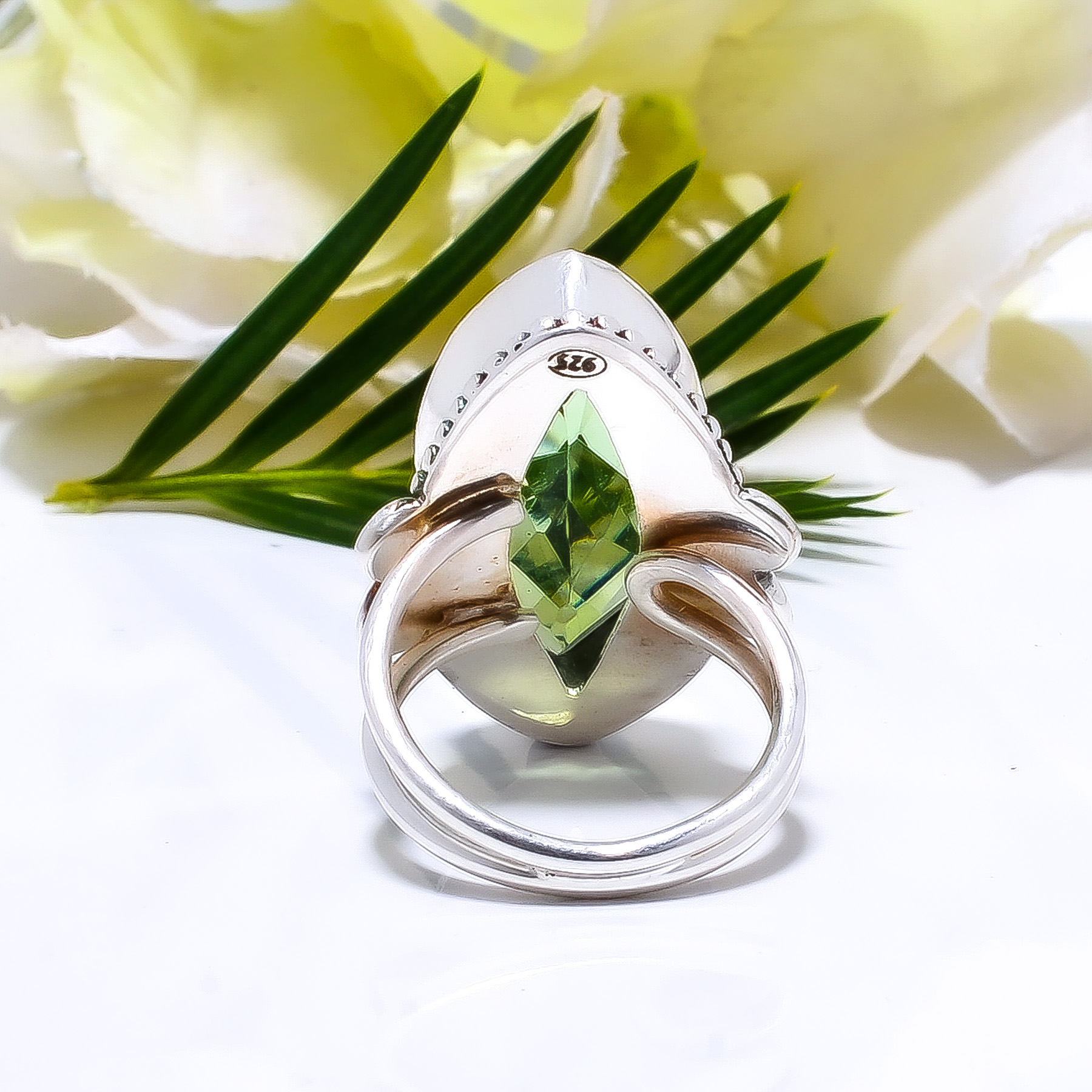 Green Amethyst - Simulated Gemstone 925 Sterling Silver Ring