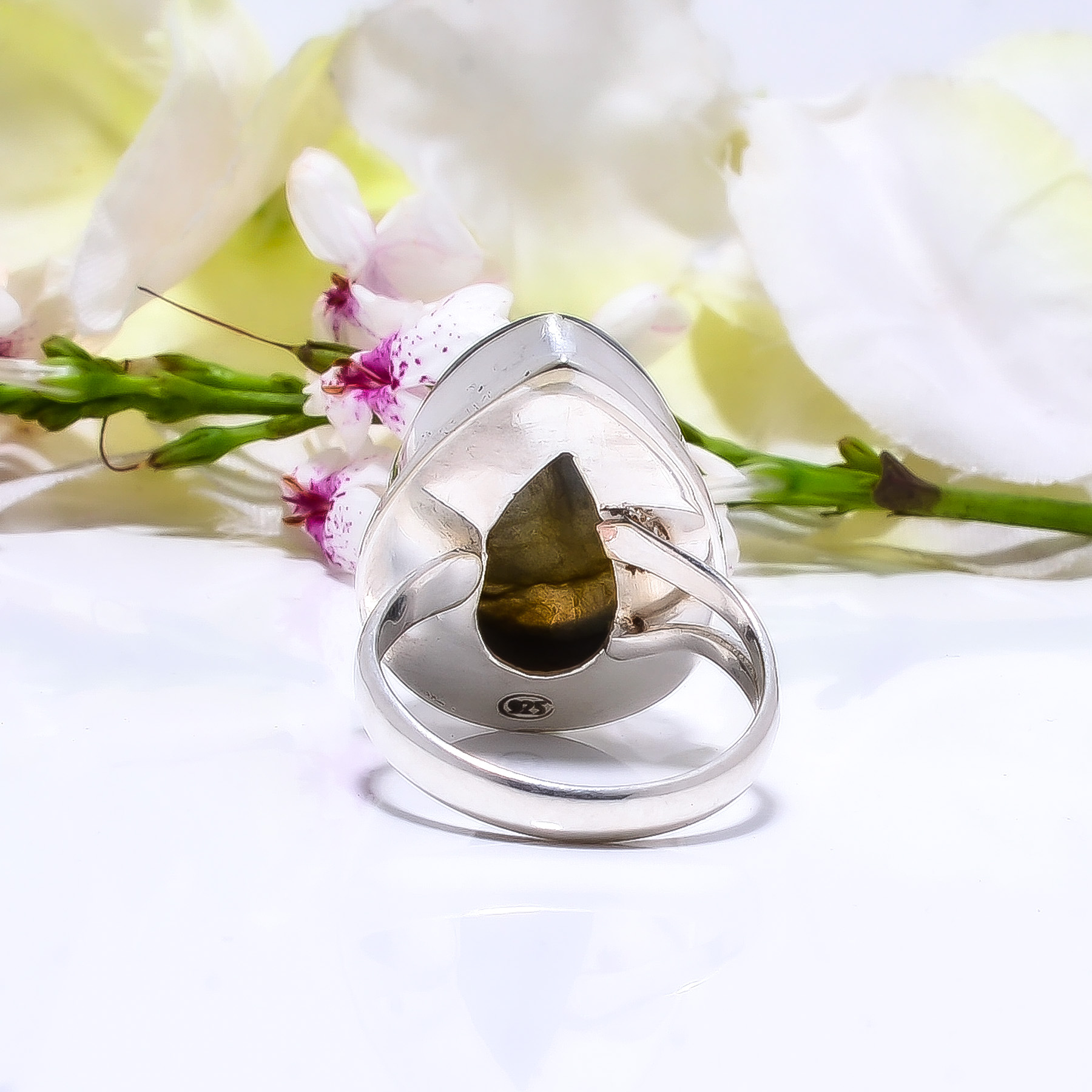 Labradorite - Madagascar 925 Sterling Silver Ring