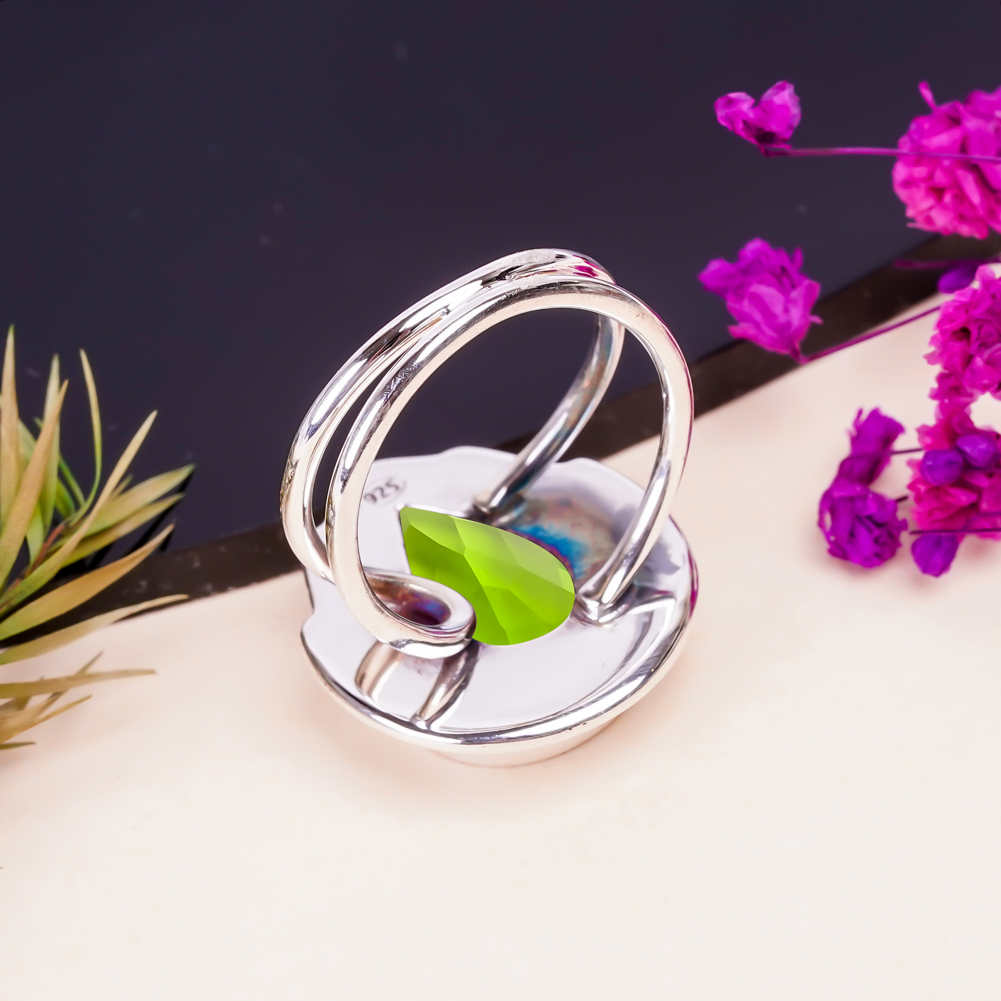 Peridot - Simulated Gemstone 925 Sterling Silver Ring