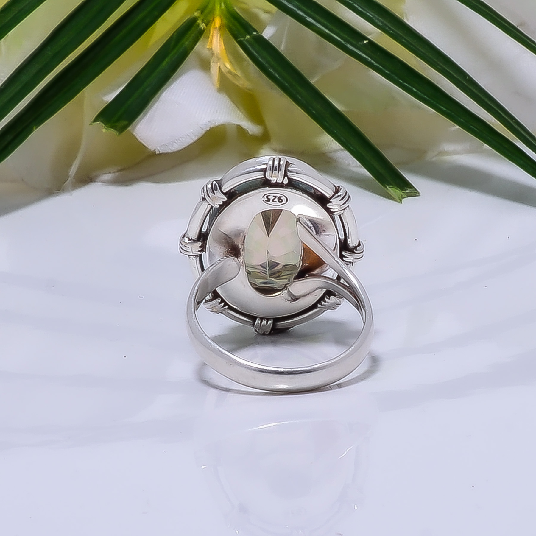 Golden Rainbow Mystic Fire Topaz - Simulated Gemstone 925 Sterling Silver Ring