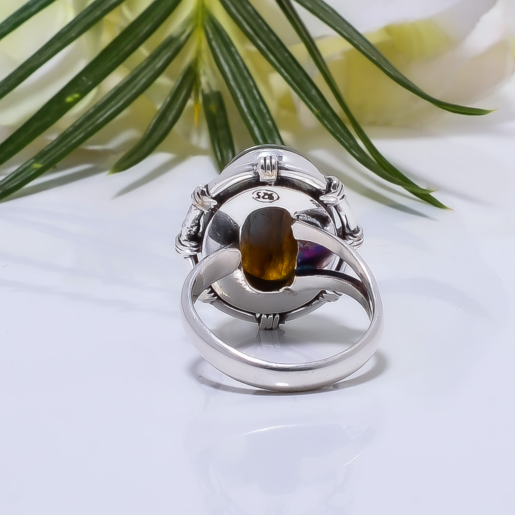Labradorite - Madagascar Gemstone 925 Sterling Silver Ring
