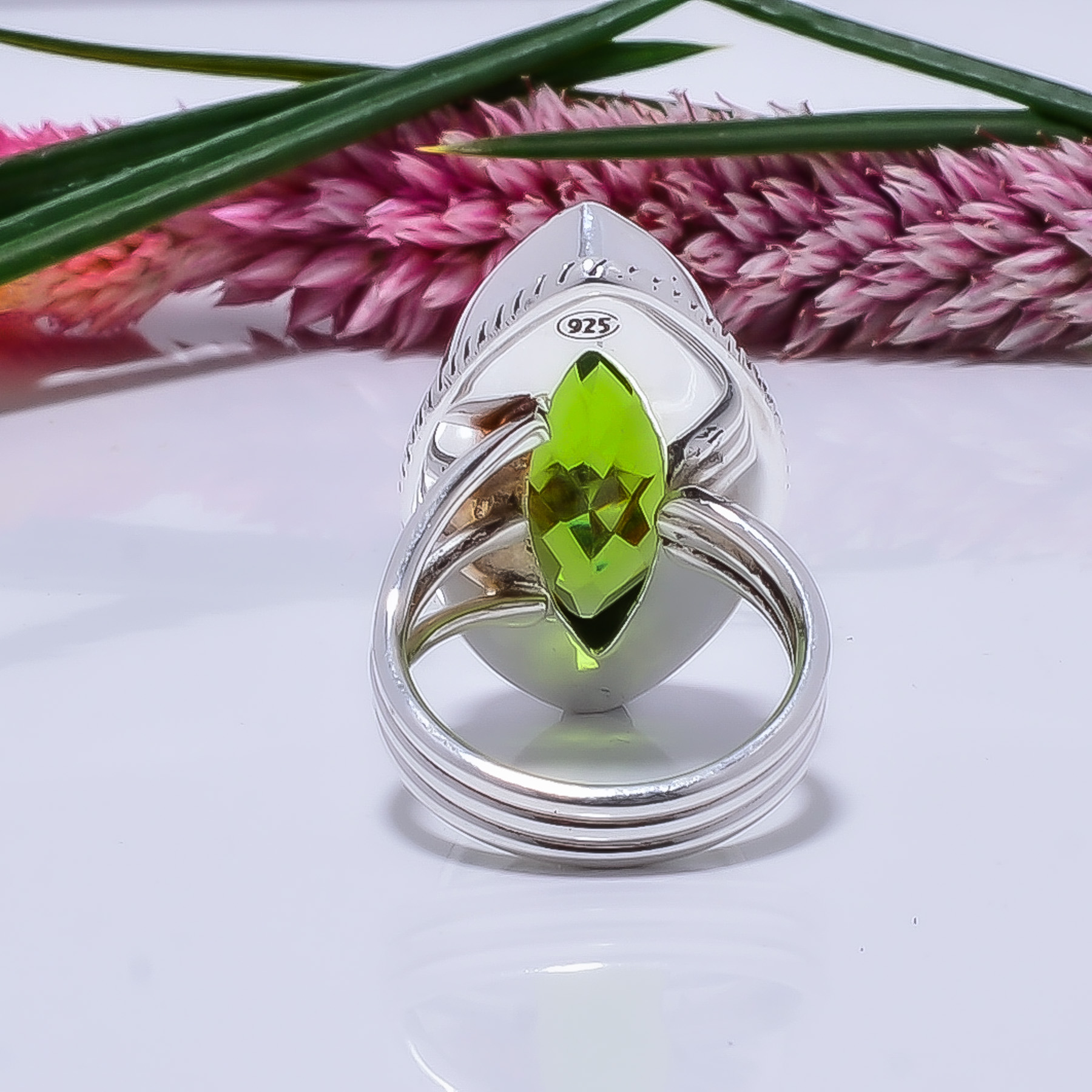 Peridot - Simulated Gemstone 925 Sterling Silver Ring
