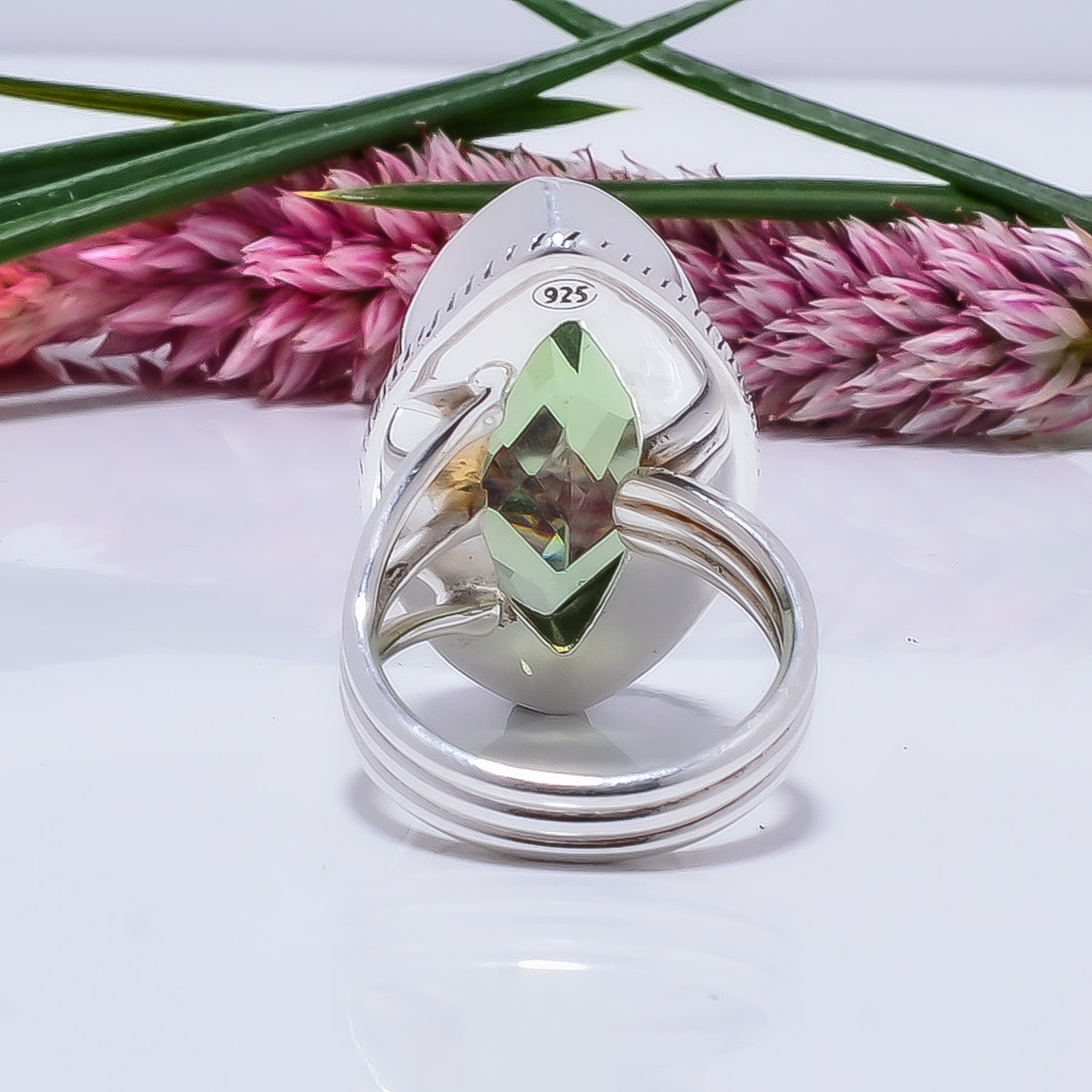 Green Amethyst - Simulated Gemstone 925 Sterling Silver Ring
