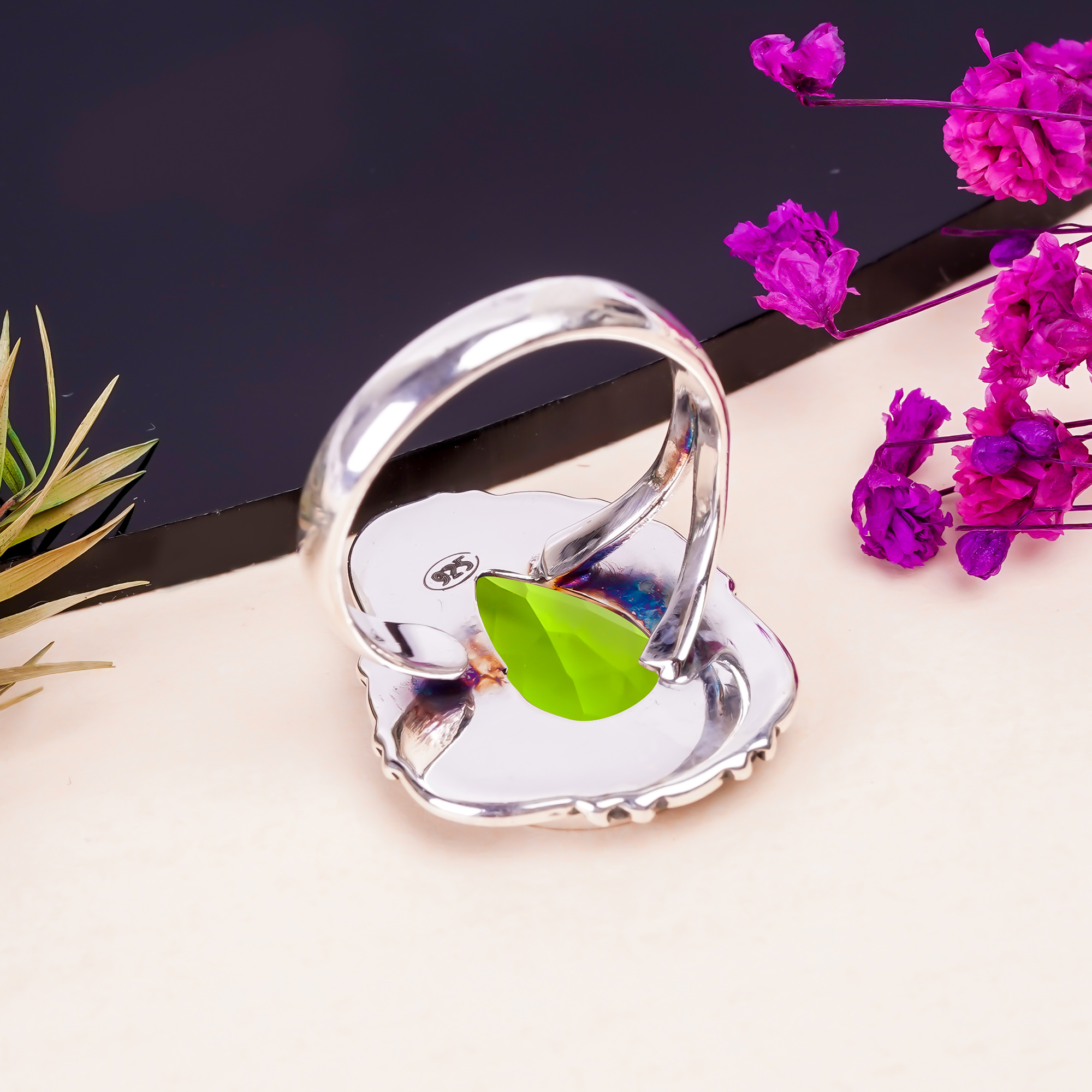 Peridot - Simulated Gemstone 925 Sterling Silver Ring