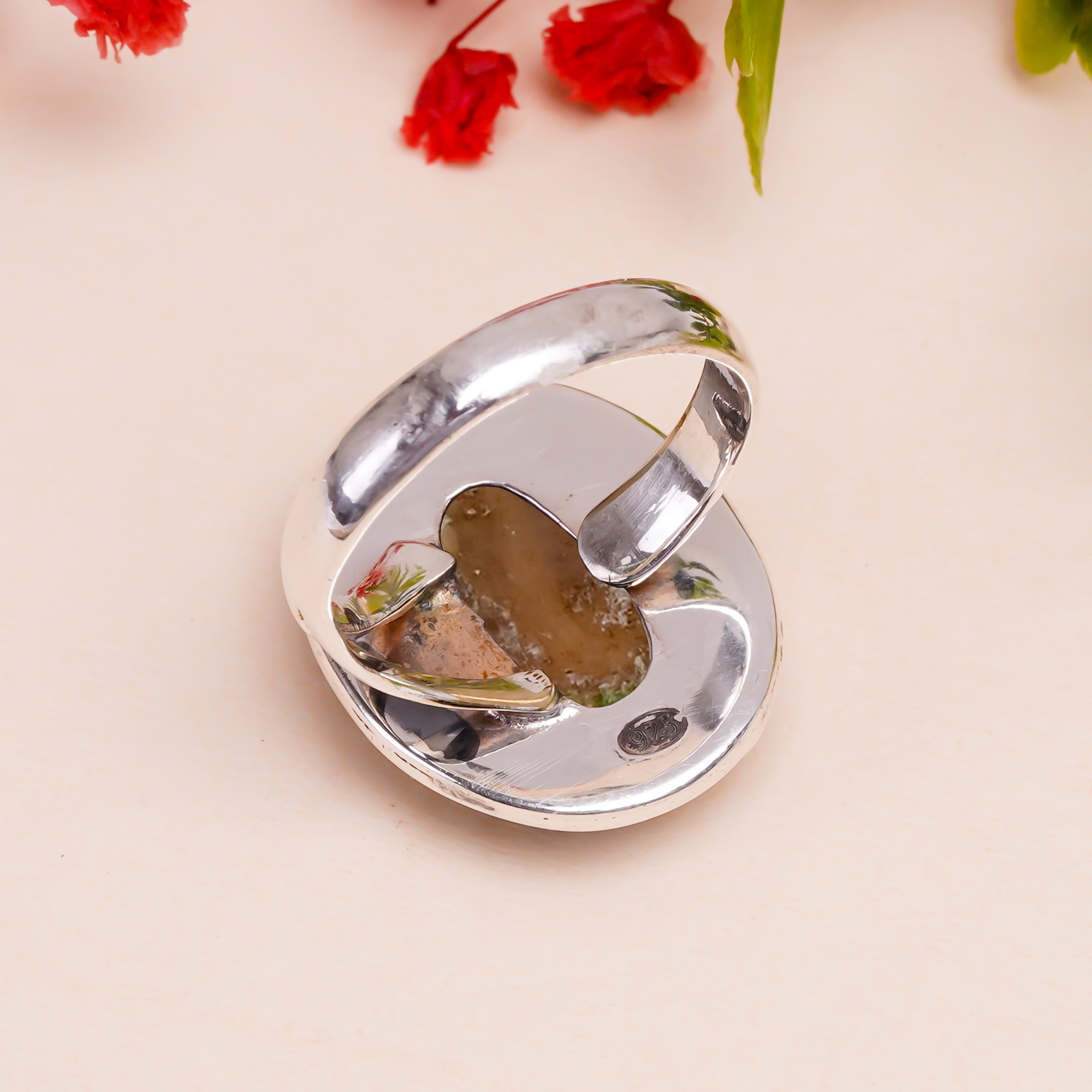 Mother Of Pearl - Australia Gemstone 925 Sterling Silver Ring