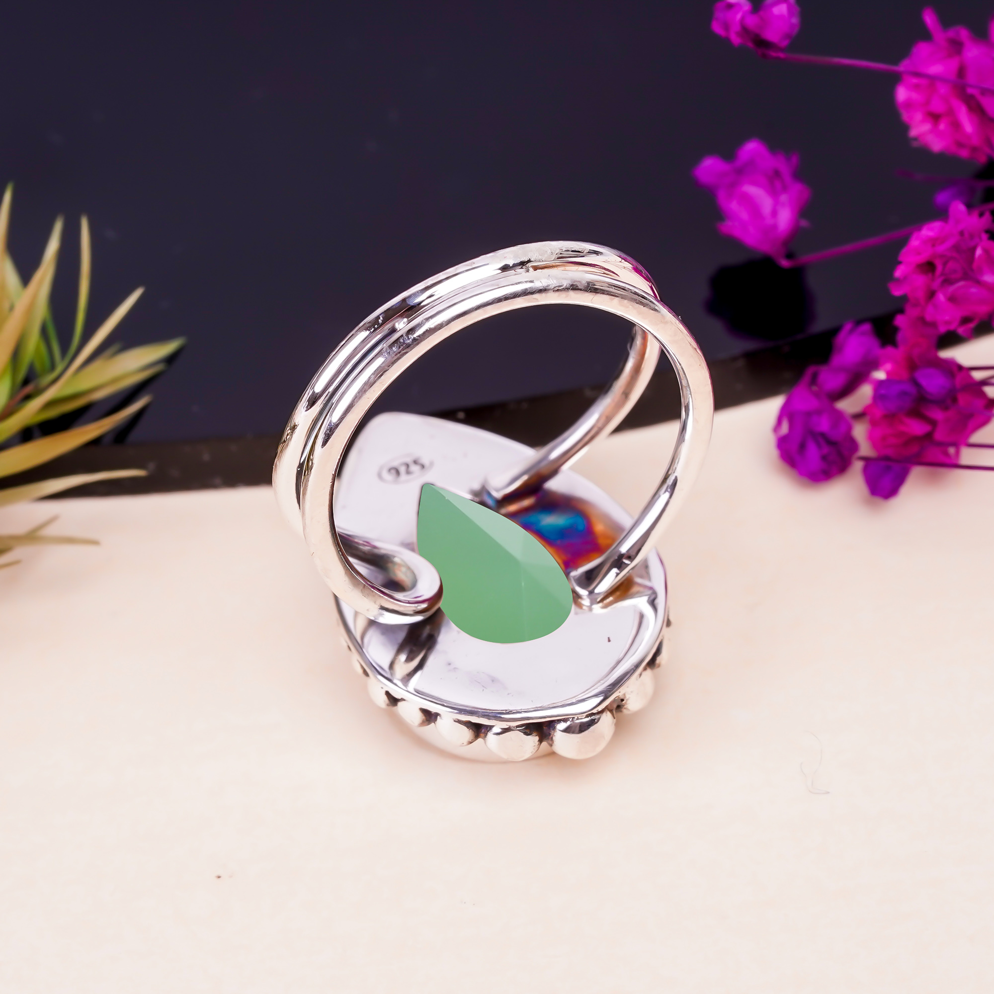 Green Chalcedony - Simulated Gemstone 925 Sterling Silver Ring