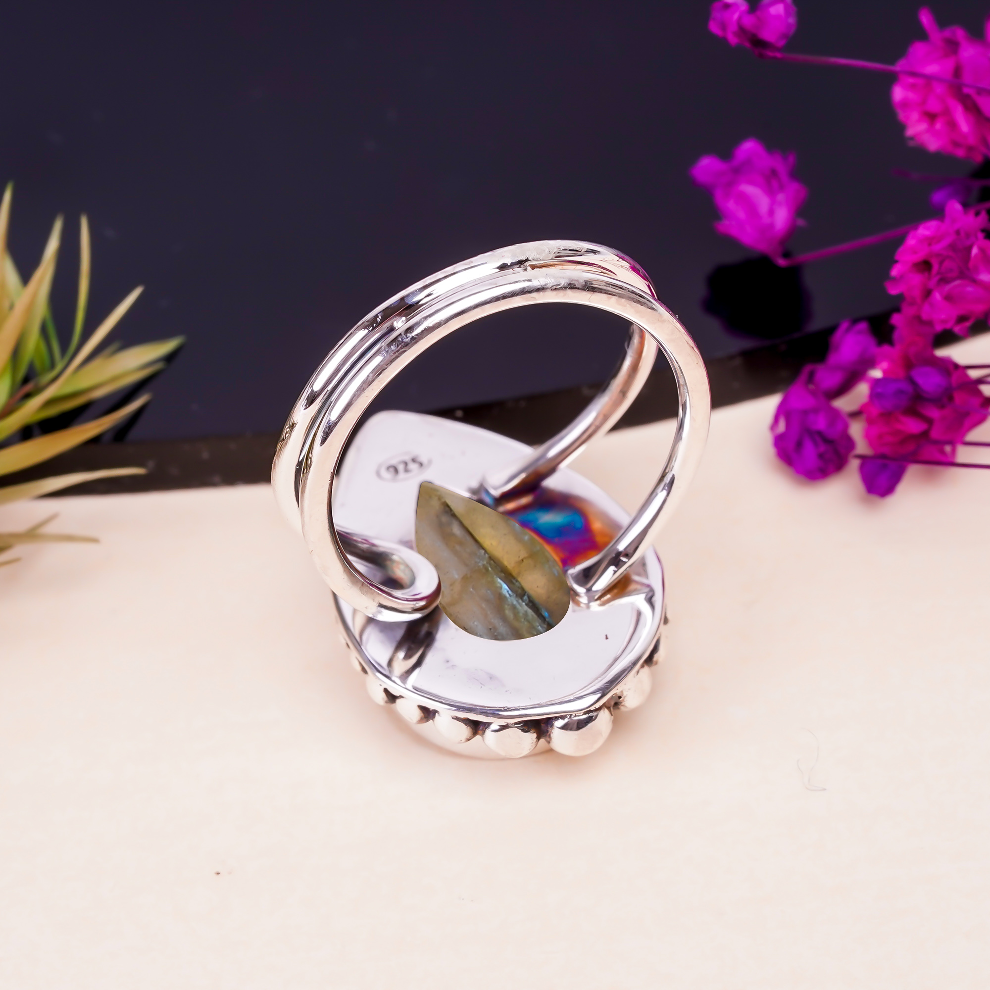 Labradorite - Madagascar Gemstone 925 Sterling Silver Ring