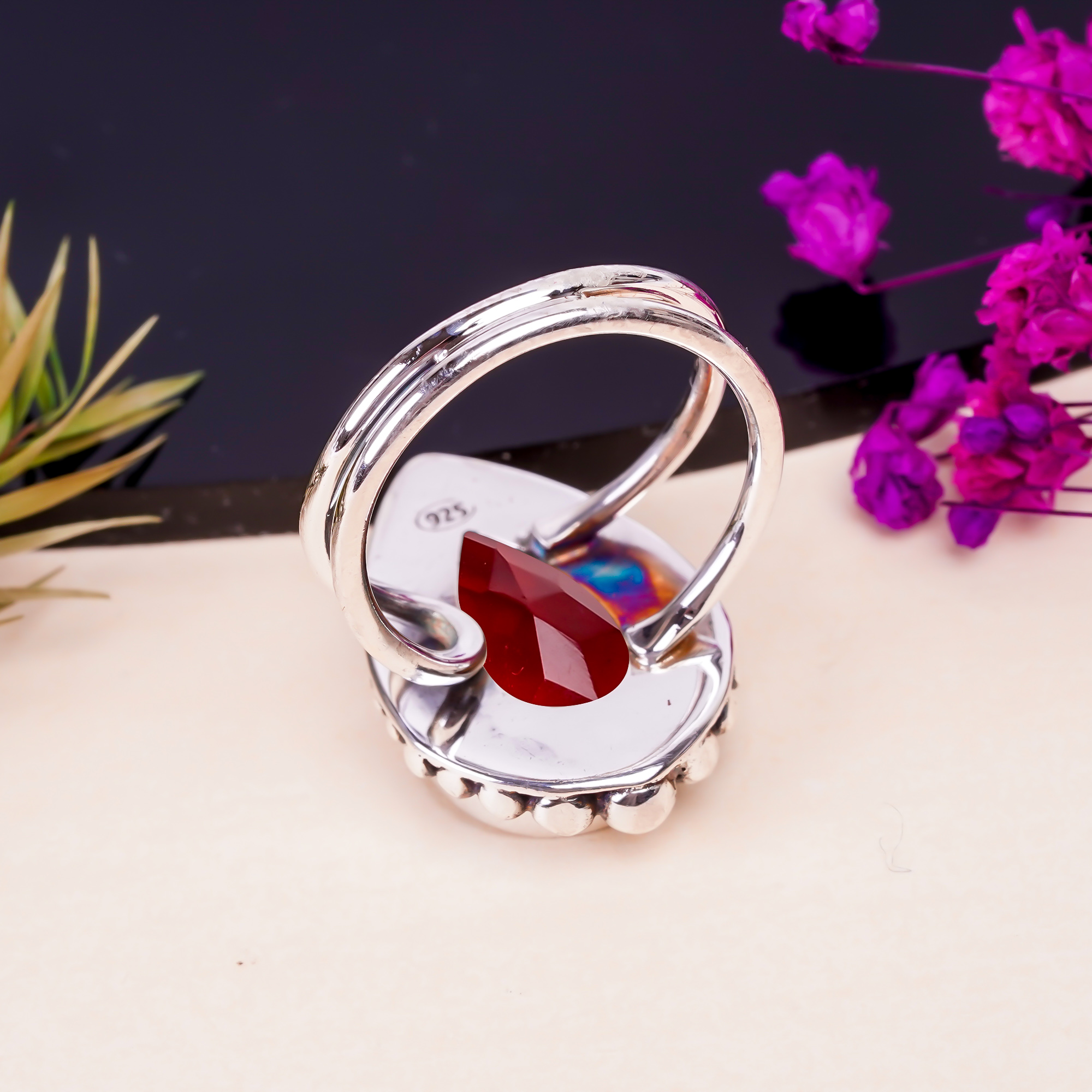 Red Garnet - Simulated Gemstone 925 Sterling Silver Ring