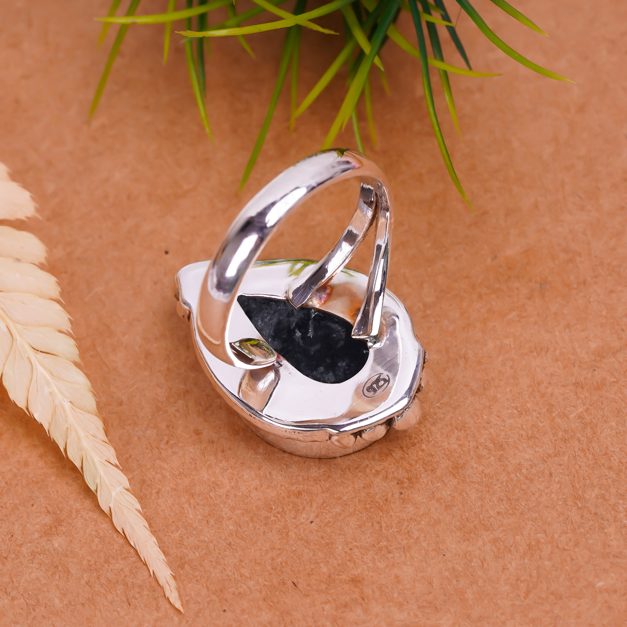 Black Onyx - Brazil Gemstone 925 Sterling Silver Ring