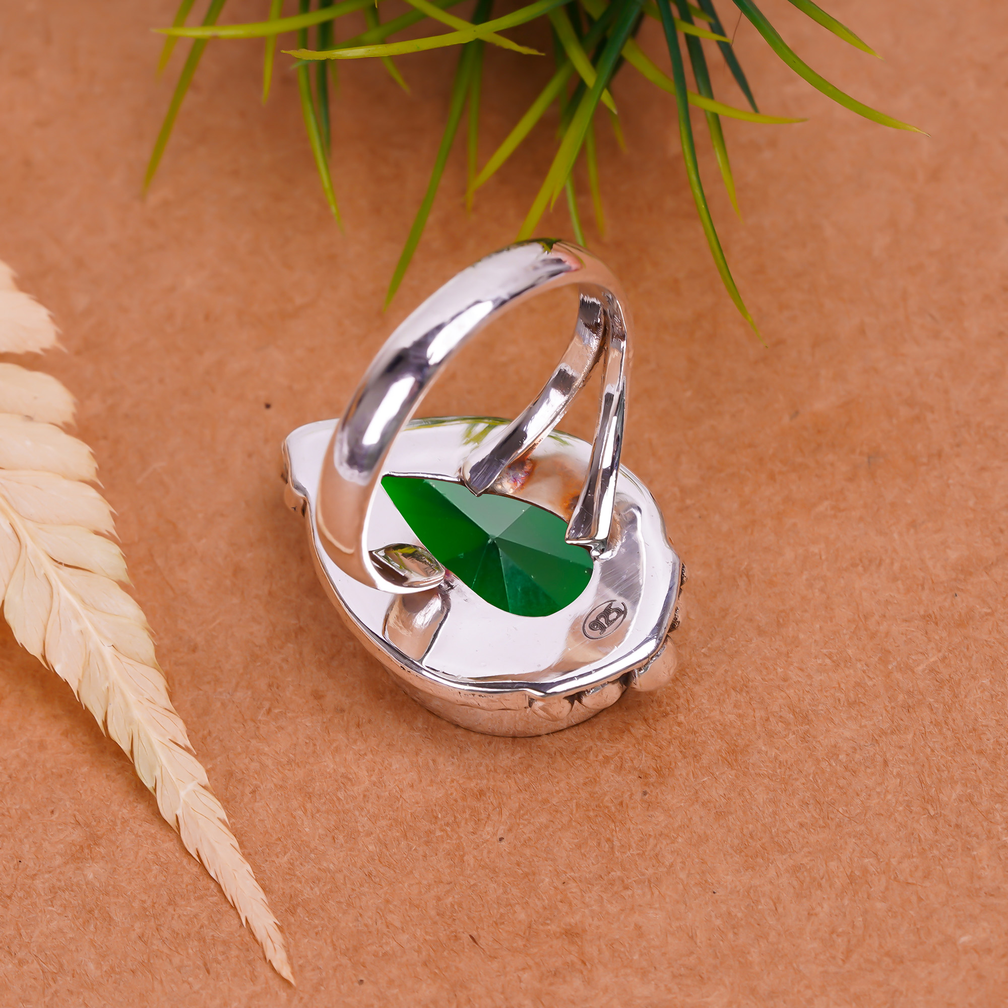 Chrome Diopside - Simulated Gemstone 925 Sterling Silver Ring