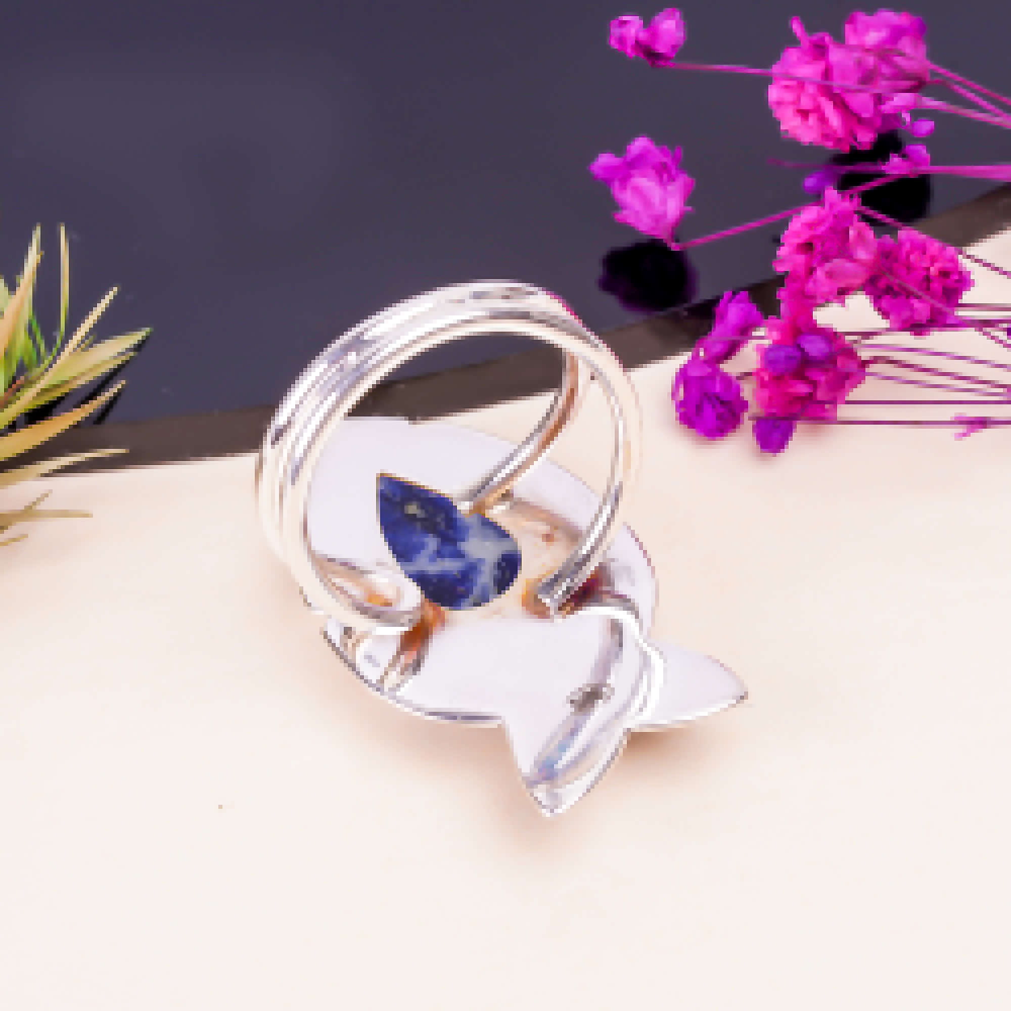 Sodalite - Minas Gerais Gemstone 925 Sterling Silver Ring