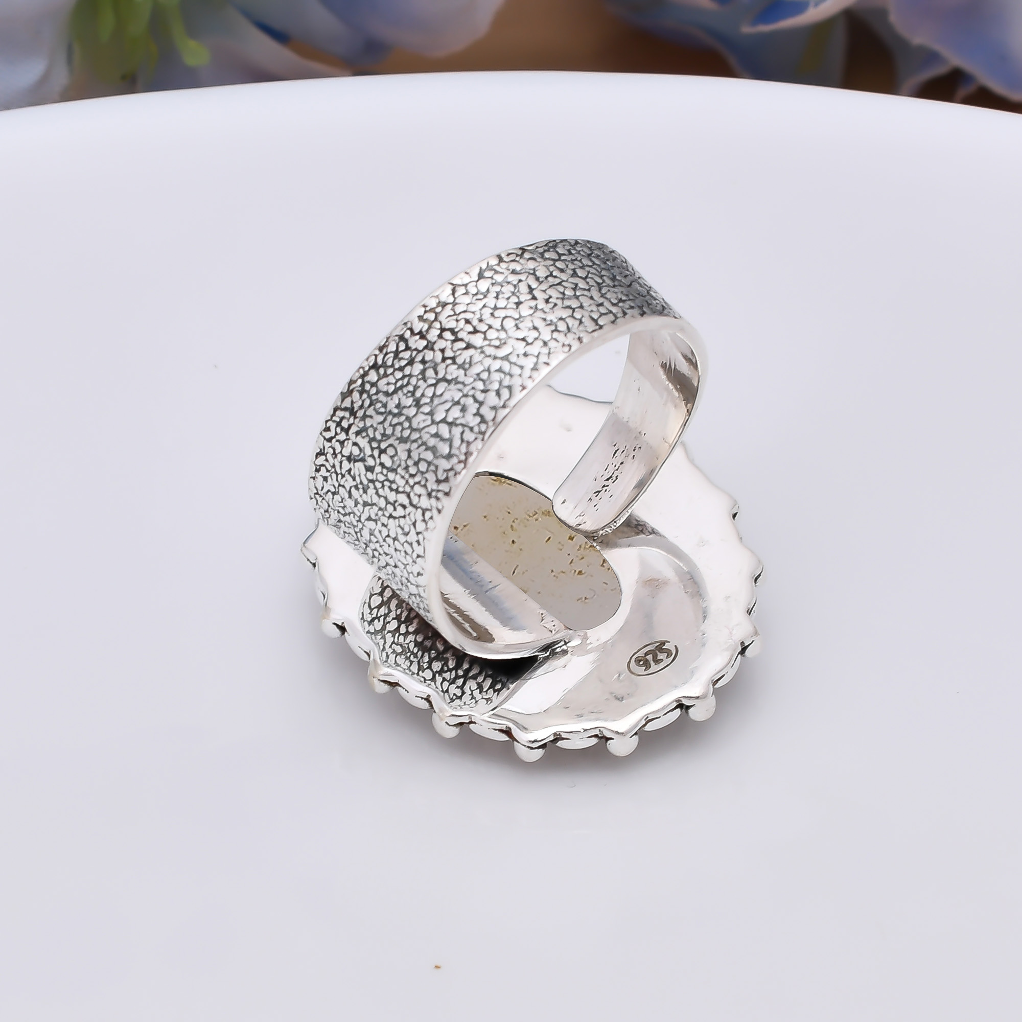 Snow White Titanium Agate Drusy 925 Sterling Silver Ring