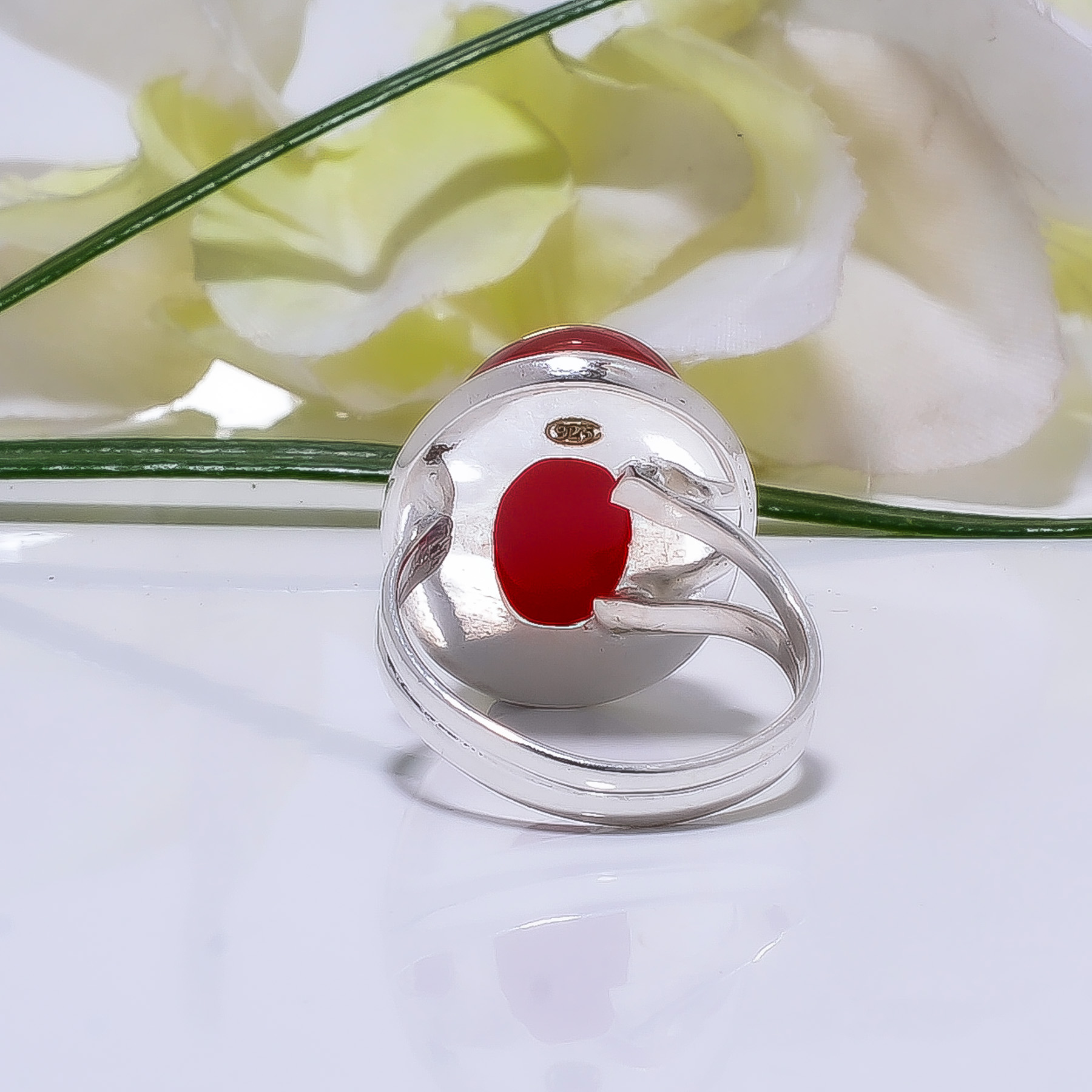 Red Onyx - Brazil Gemstone 925 Sterling Silver Ring