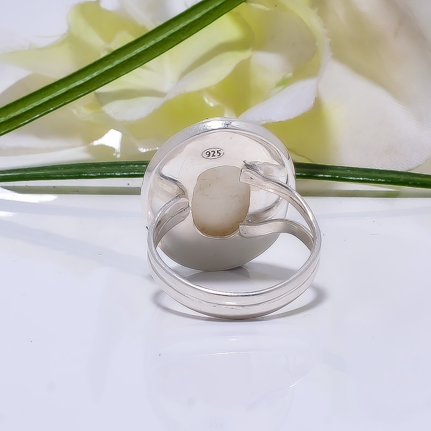 Mabe Pearl - Simulated Gemstone 925 Sterling Silver Ring