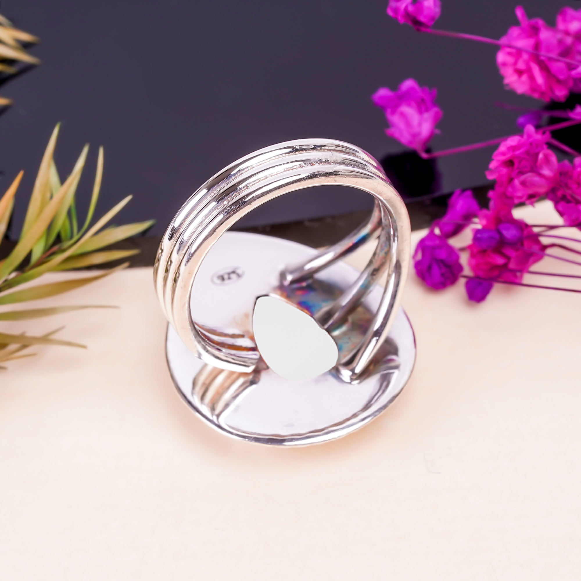 White Coral - Simulated Gemstone 925 Sterling Silver Ring