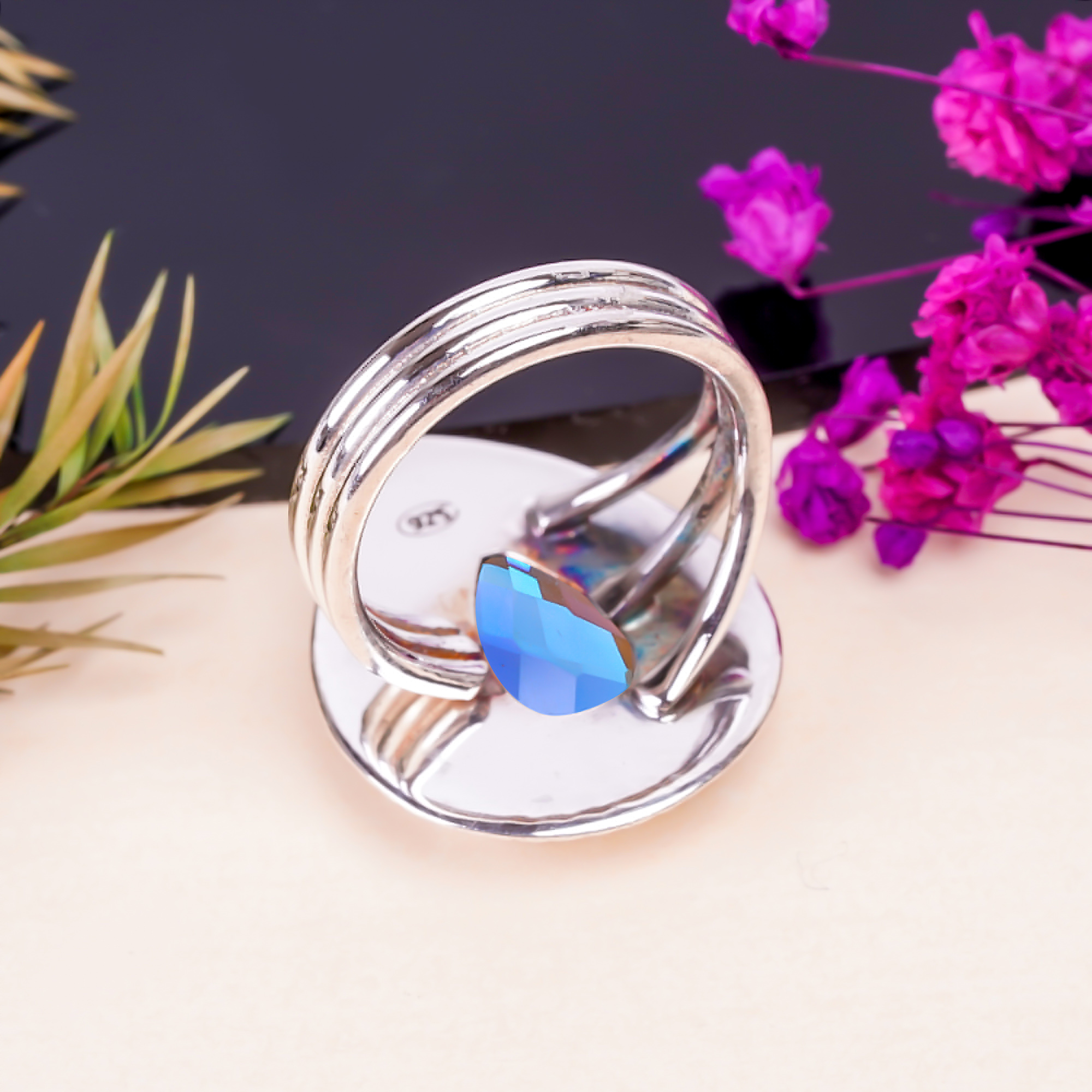 Black Rainbow Mystic Fire Topaz - Simulated Gemstone 925 Sterling Silver Ring