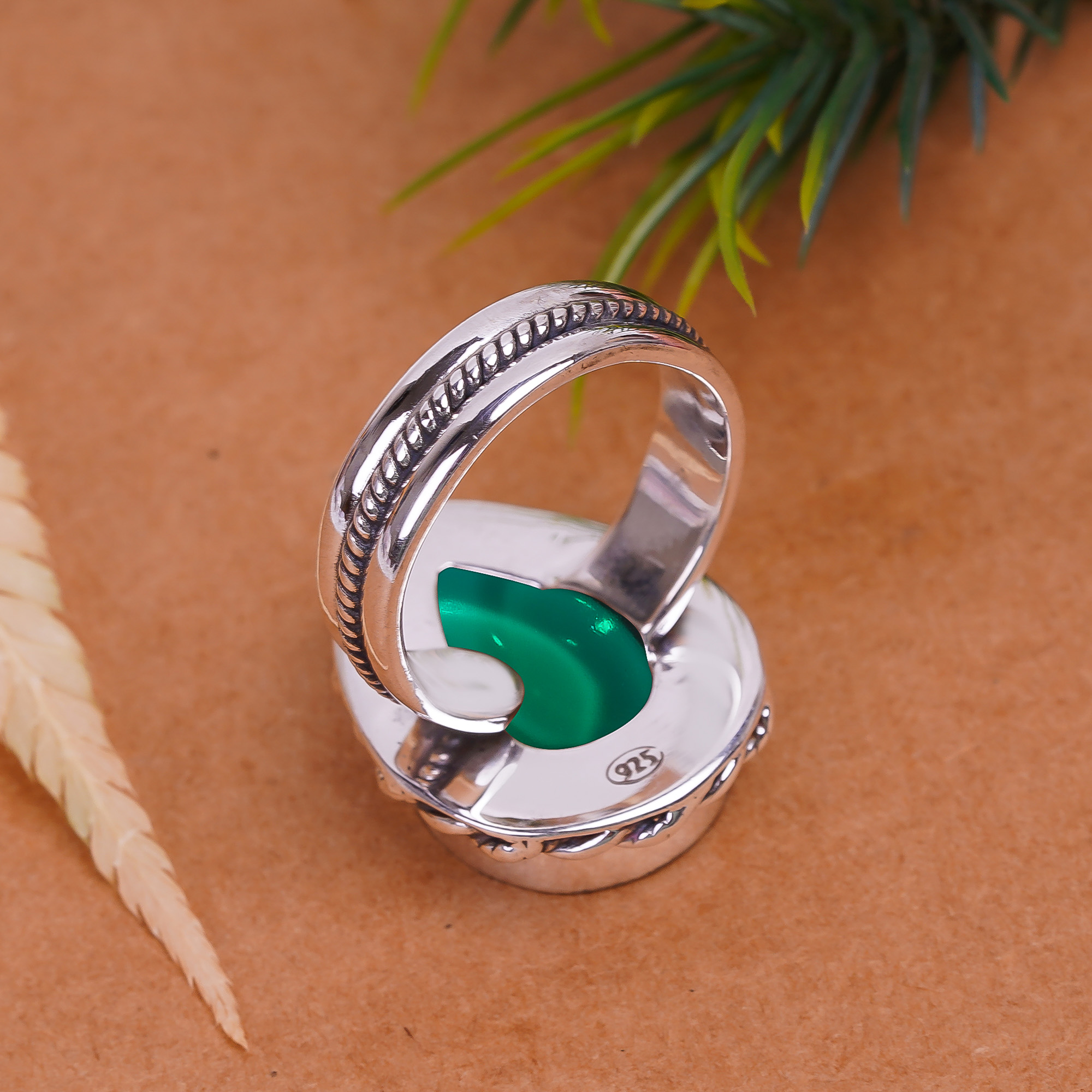 Emerald Simulated Gemstone 925 Sterling Silver Ring