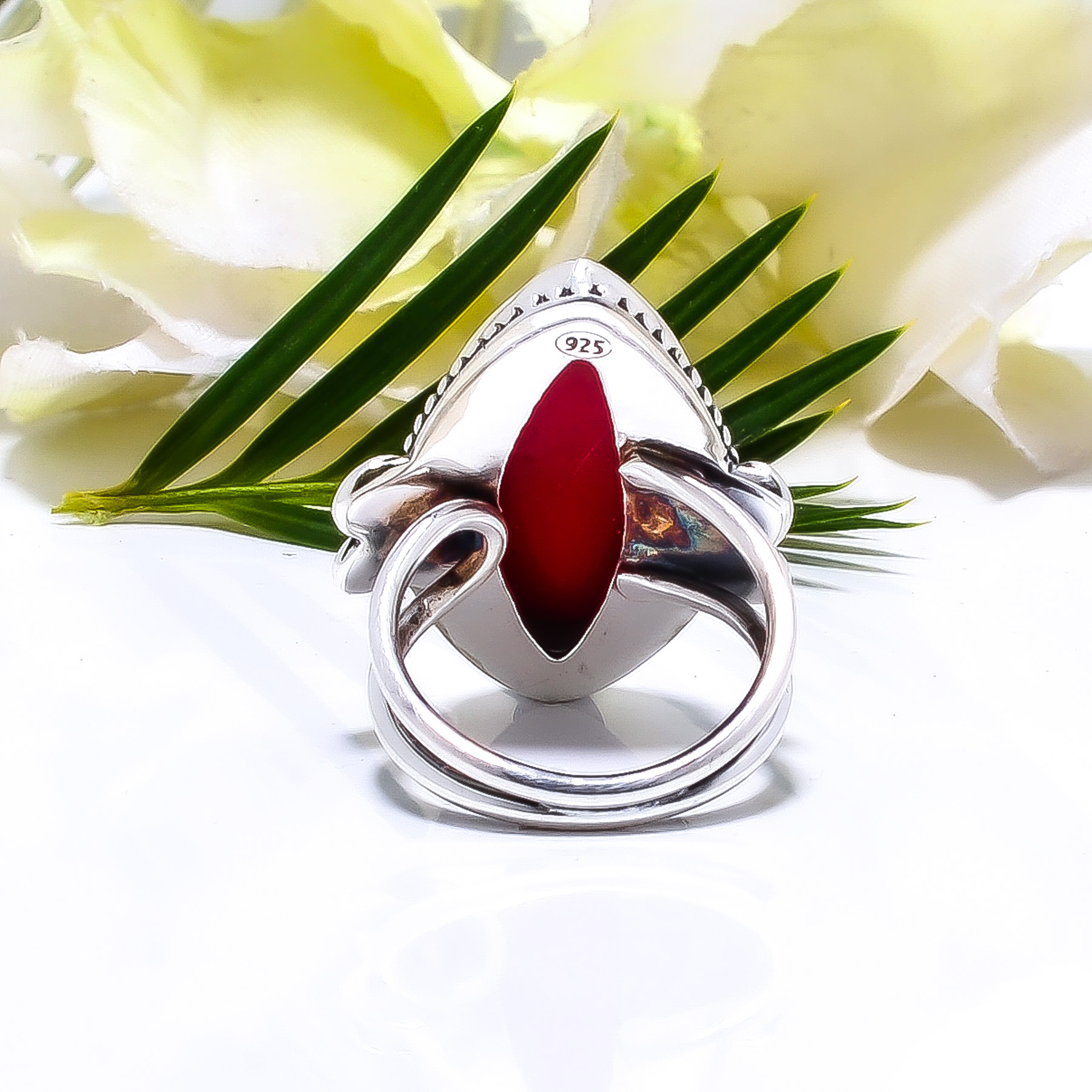 Red Coral - Simulated Gemstone 925 Sterling Silver Ring